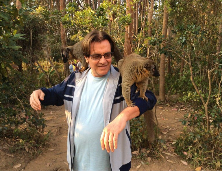 Bunny Brunel and the Lemurs During Madajazzcar