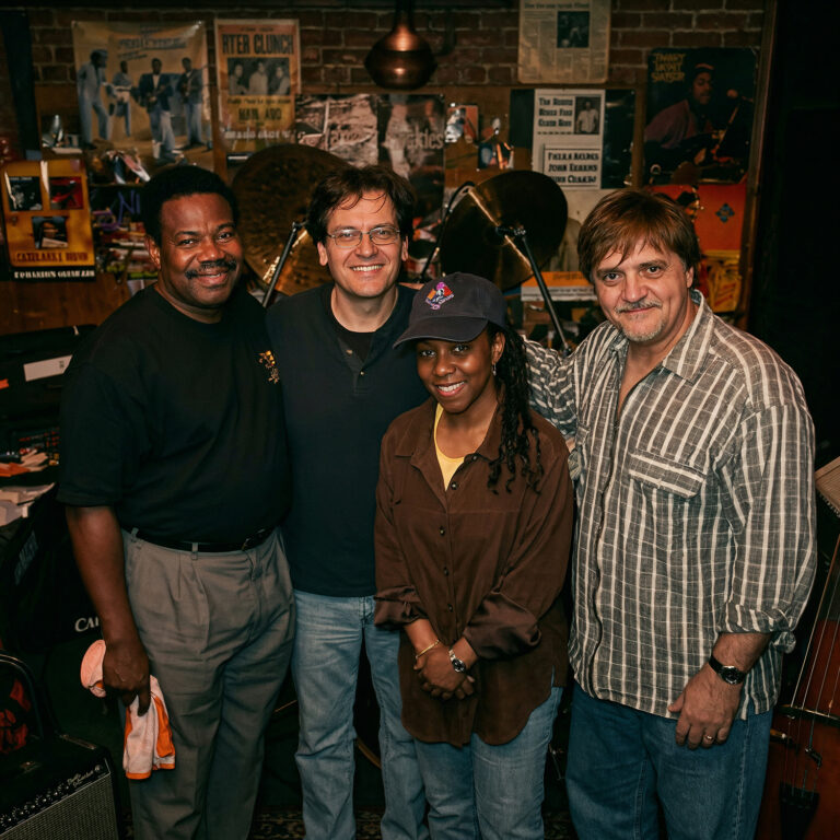 Ndugu Chancler, Bunny Brunel, Partice Rushen, Frank Gambale web